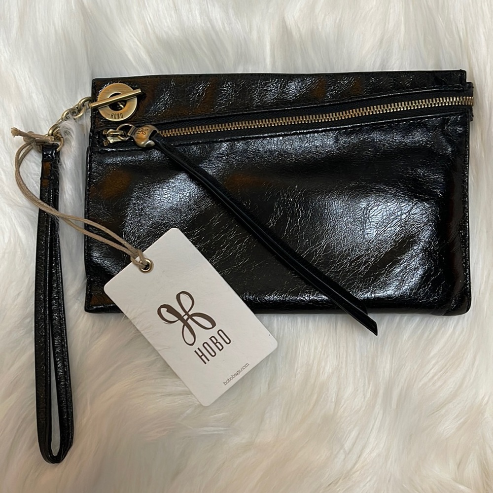 Hobo wallet. 100% Genuine Leather. New with tag